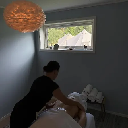 Glamping And Retreat - Telt 2 Vakker Glampingplass Med Landlig -midt I Ren Og Gronn