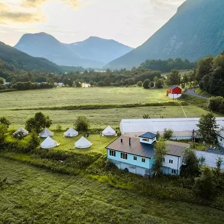 Glamping And Retreat - Telt 2 Vakker Glampingplass Med Landlig -midt I Ren Og Gronn * Valldal